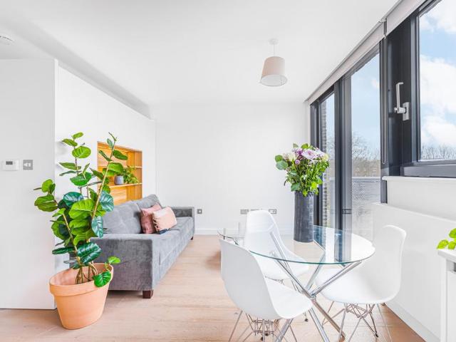 Apartment for rent in Archway, Greater London