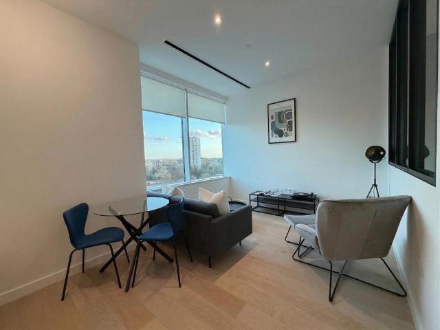 House for rent in London Borough of Hounslow, Strand