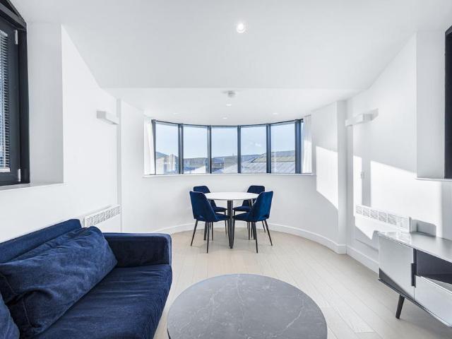 Apartment for rent in London Borough of Hounslow, Spring Grove