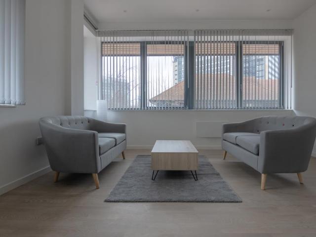 House for rent in London Borough of Hounslow, Greater London
