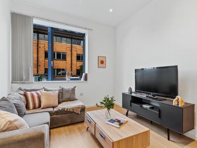Apartment for rent in London Borough of Hounslow, Greater London