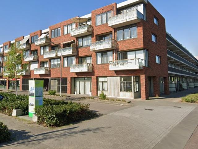 Appartement te huur in Broek Op Langedijk, Noord Holland