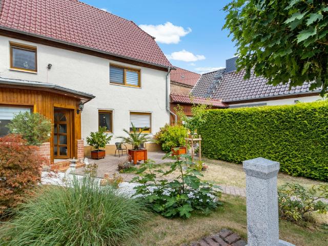 Villa kaufen in Hohenthurm, Landsberg