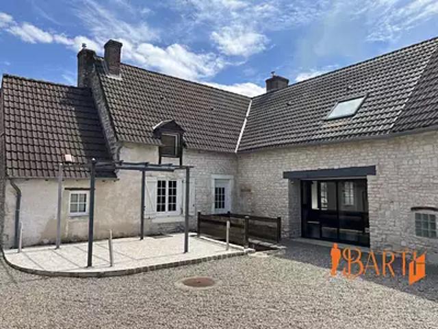 Maison vente à Bourges, Vornay