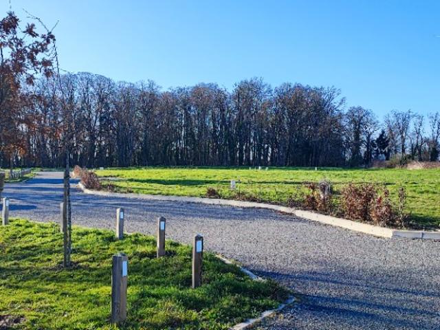Terrain vente à Vornay, Cher