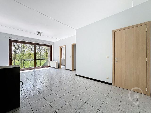 Appartement location à Bende, Wallonie