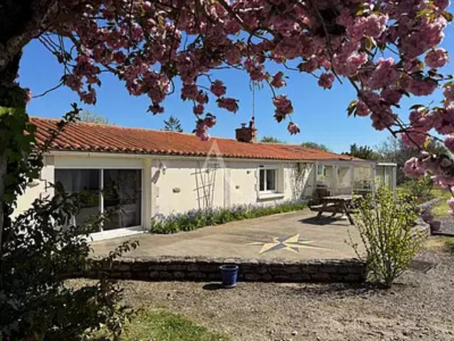 Maison vente à Fontenay-le-Comte, Vouillé-les-marais