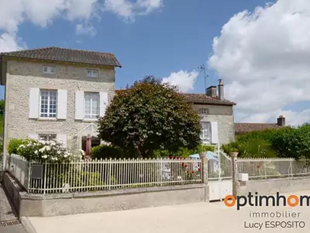 Maison vente à Montmorillon, Voulême