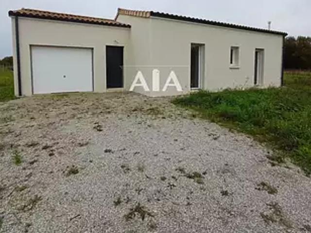 Maison vente à Montmorillon, Voulême