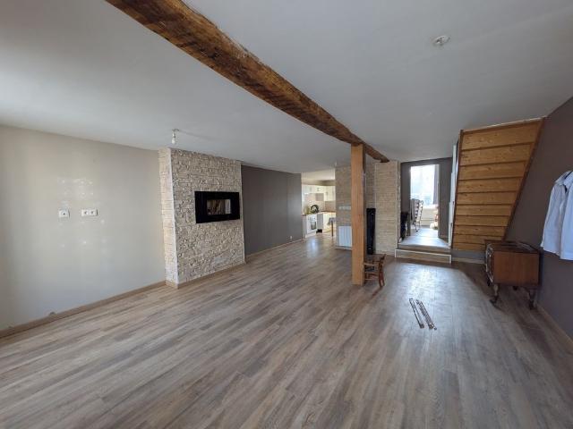 Duplex location à Provins, Voulx