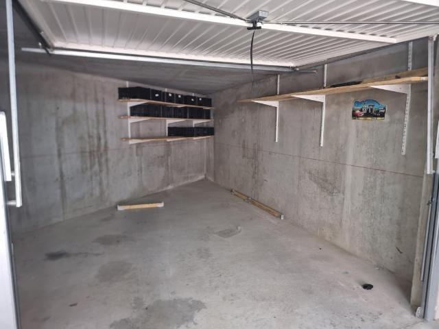 Garage vente à Lyon, Rhône
