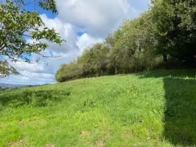 Terrain vente à Brive-la-Gaillarde, Voutezac