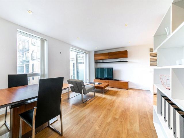 Apartment for rent in Bromley-by-Bow, Poplar Grove