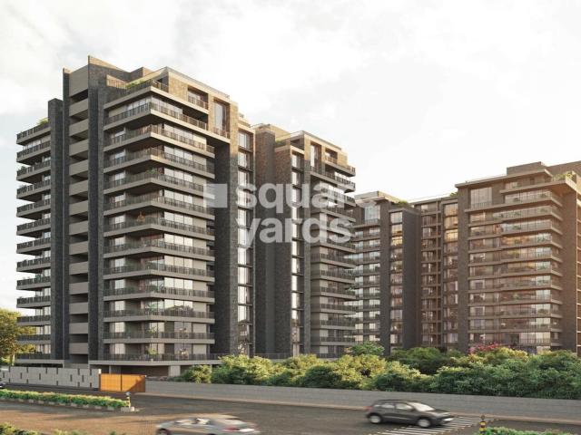 Commercial for sale in Ahmadabad, Gujarat