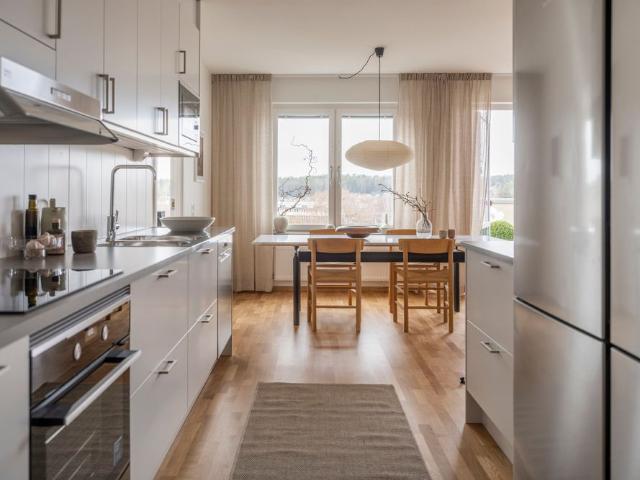 Lägenhet hyra i Västra Jakobsberg, Järfälla kommun