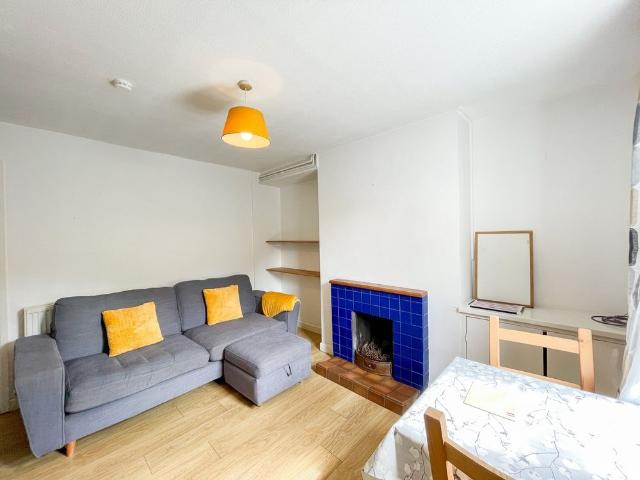 Room for rent in Upper Bangor, Bangor