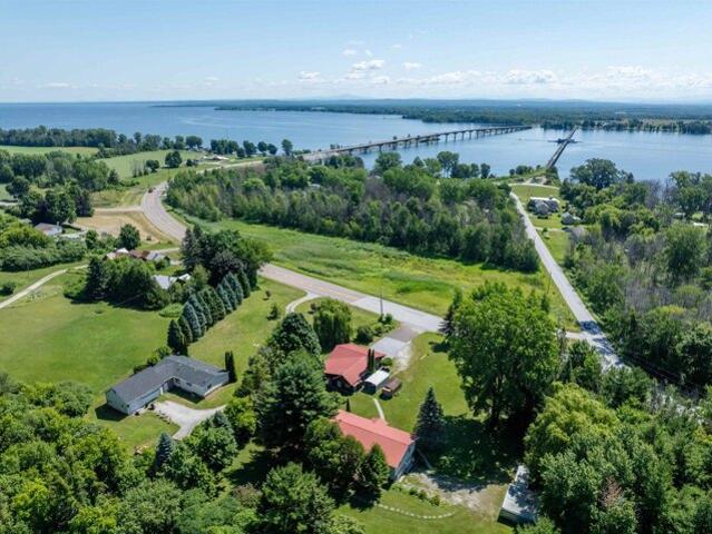 House for sale in Alburg, Vermont