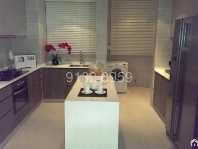 Apartment for sale in 19 North East, Hougang