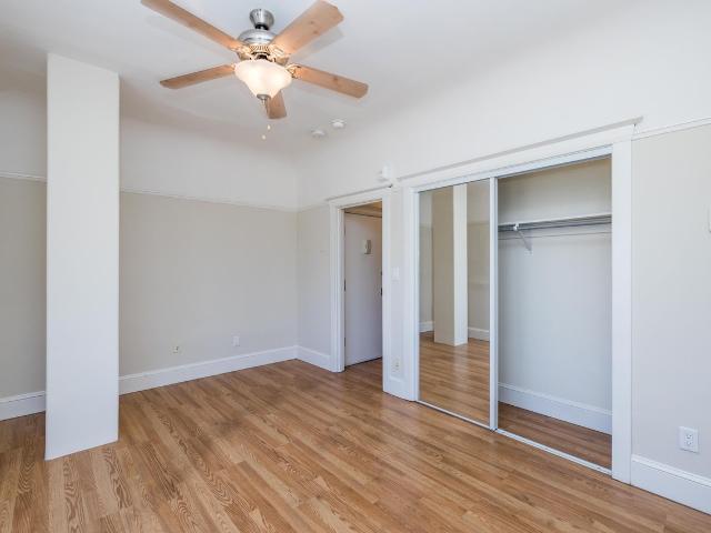 Apartment for rent in Clinton, Oakland
