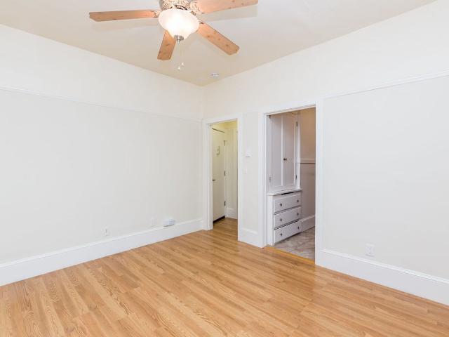 Apartment for rent in Oakland, California