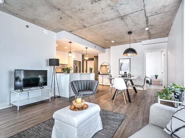 Apartment for rent in Brossard, Quebec