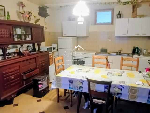 Maison vente à Loches, Chambon