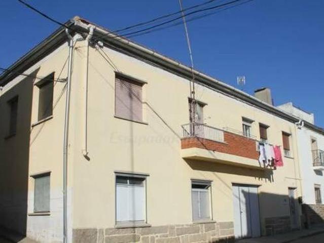 Casa en alquiler en La Fregeneda, Castilla y León