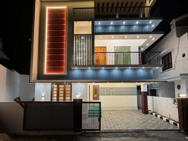 Villa for sale in Avati, Tamil Nadu