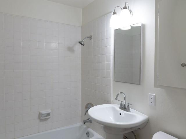Apartment for rent in Ventura, California