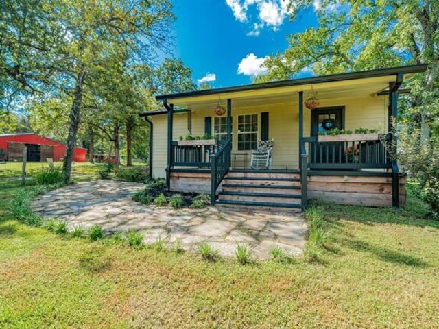 House for sale in Ben Wheeler, Texas