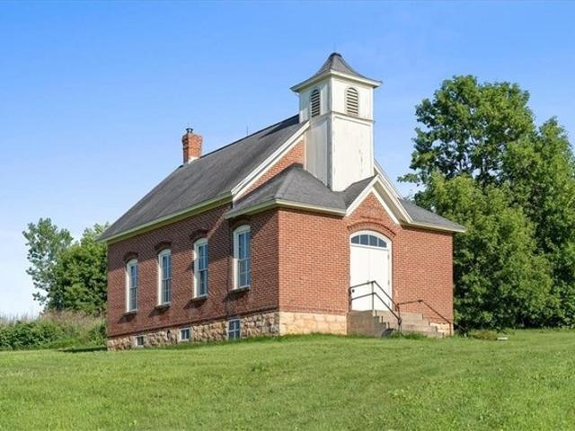 House for sale in Elmwood, Wisconsin