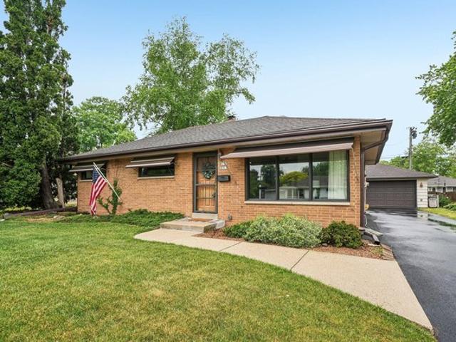 House for sale in Colgate, Wisconsin