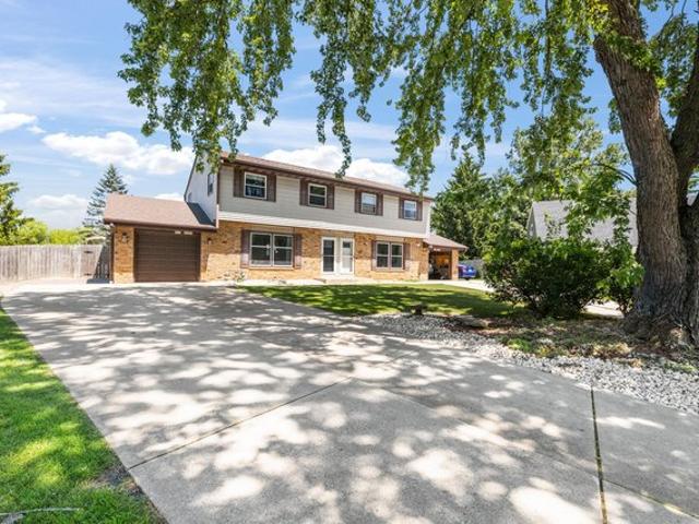 Condo for sale in Germantown, Wisconsin