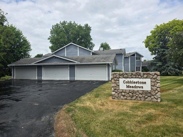 Condo for sale in Germantown, Wisconsin
