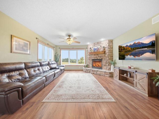 House for sale in Town of Union, Pierce County