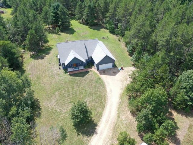 House for sale in Juneau, Wisconsin