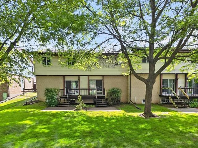 Condo for sale in Germantown, Wisconsin