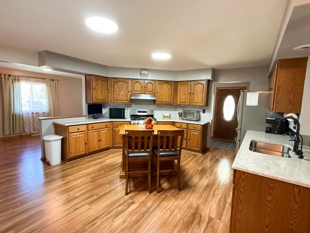 House for sale in Squire Glen Estates, Muskego