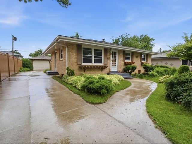 House for sale in Colgate, Wisconsin