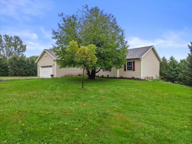 House for sale in Town of Albany, Green County