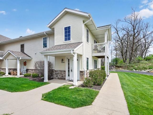 Condo for sale in Jackson, Wisconsin
