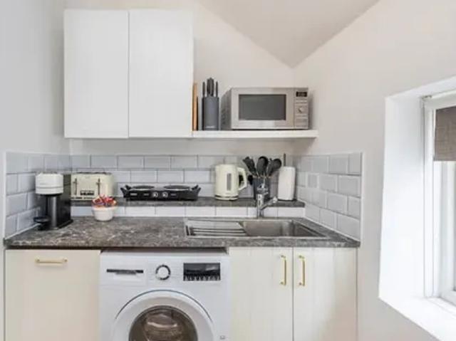 Apartment for rent in Covent Garden, Victoria