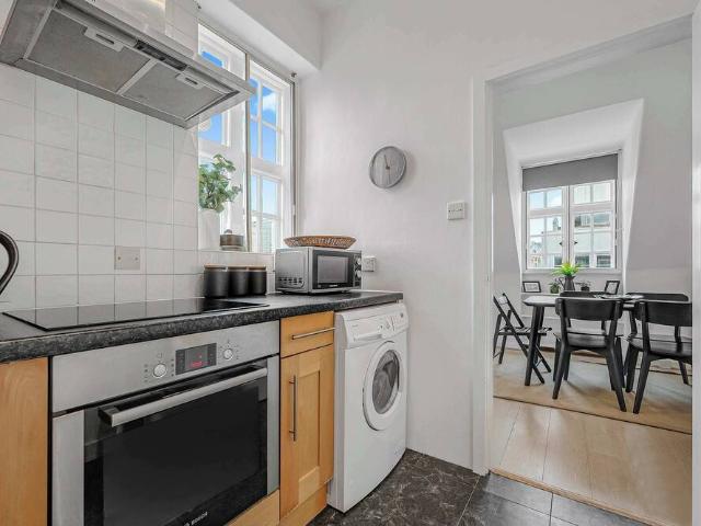Apartment for rent in Covent Garden, Greater London