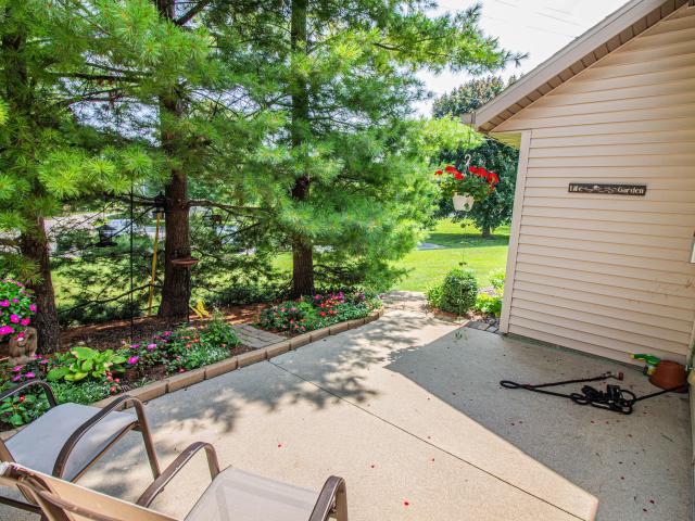 Condo for sale in Jackson, Wisconsin