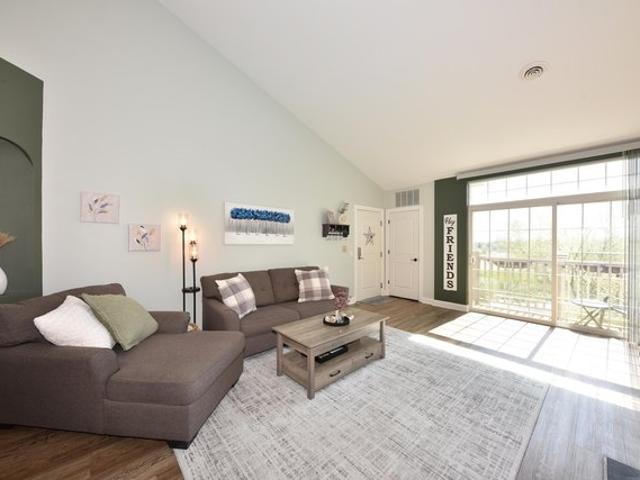 Condo for sale in Jackson, Wisconsin