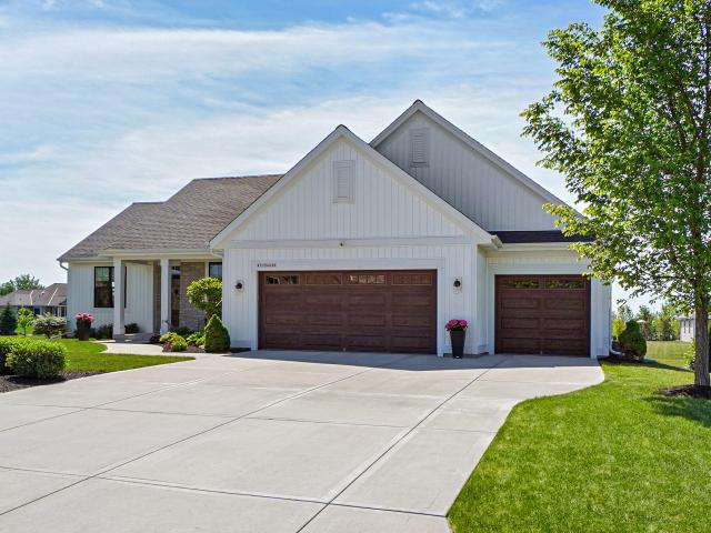 House for sale in Pewaukee, Wisconsin