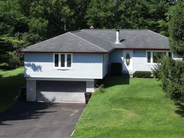 House for sale in Big Bend, Wisconsin