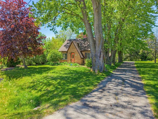 House for sale in Pewaukee, Wisconsin