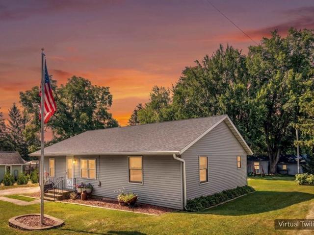 House for sale in Poy Sippi, Wisconsin
