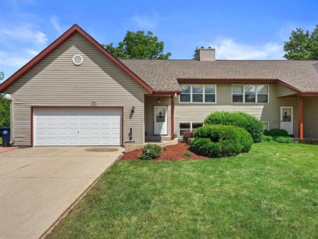 Condo for sale in Sussex, Wisconsin
